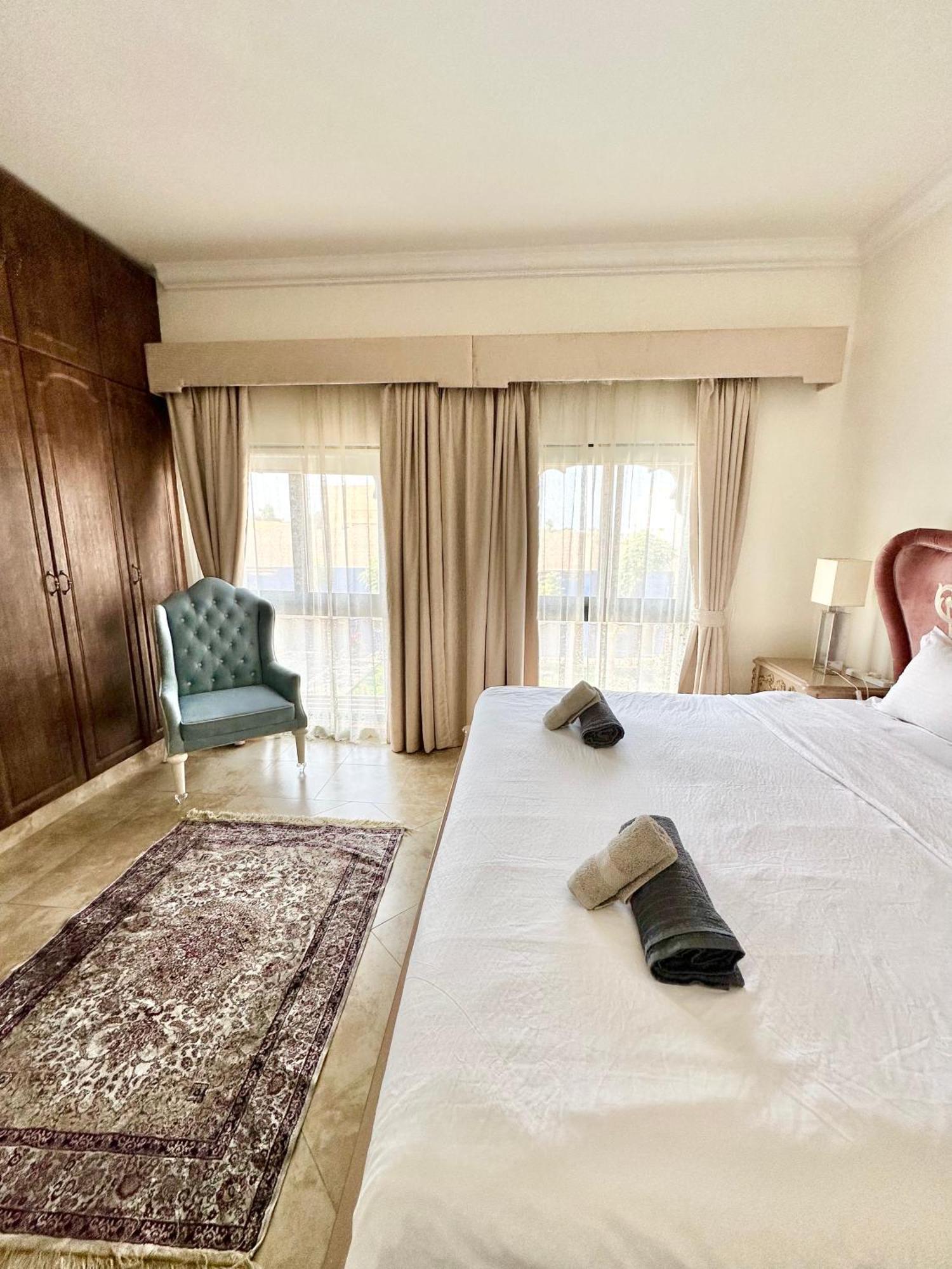 Dari Hotel Dubai Luaran gambar